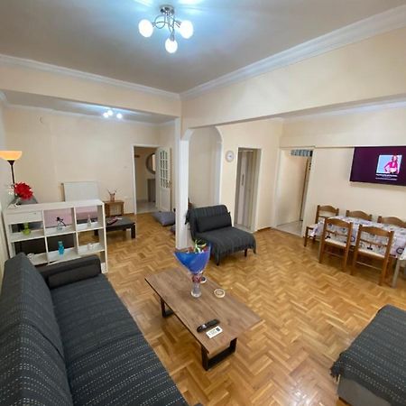 Beautiful Apartment In The Center Of Thessaloniki Exterior photo